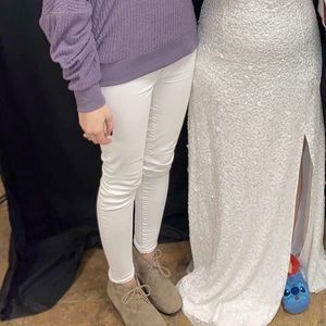 Only worn once! David’s Bridal Wedding/Formal Dress! Size 16! Never been altered